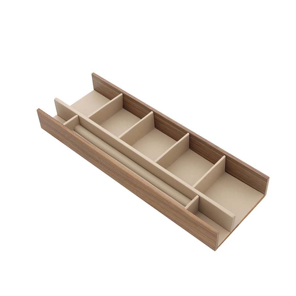 Фото Duslar Органайзер FOUNDATION WOOD для колец и аксессуаров, орех/бежевый