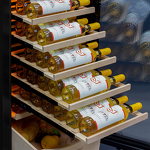 Превью картинка Шкаф винный  Meyvel Винный холодильник (шкаф) компрессорный MEYVEL MV106-KBT2 (Slim) #5