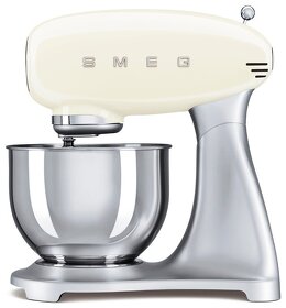 Картинка Smeg SMF02CREU