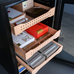 Превью картинка Хьюмидор Холодильник (шкаф) для сигар компрессорный Meyvel MC-120BK (PRO) #10