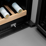 Превью картинка Шкаф винный встраиваемый Meyvel Винный холодильник (шкаф) компрессорный MEYVEL MV22-KBB1 #5