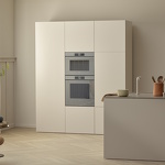 Превью картинка Электрический духовой шкаф V-ZUG Combair V6000 60P C6T-21057 черное стекло #4